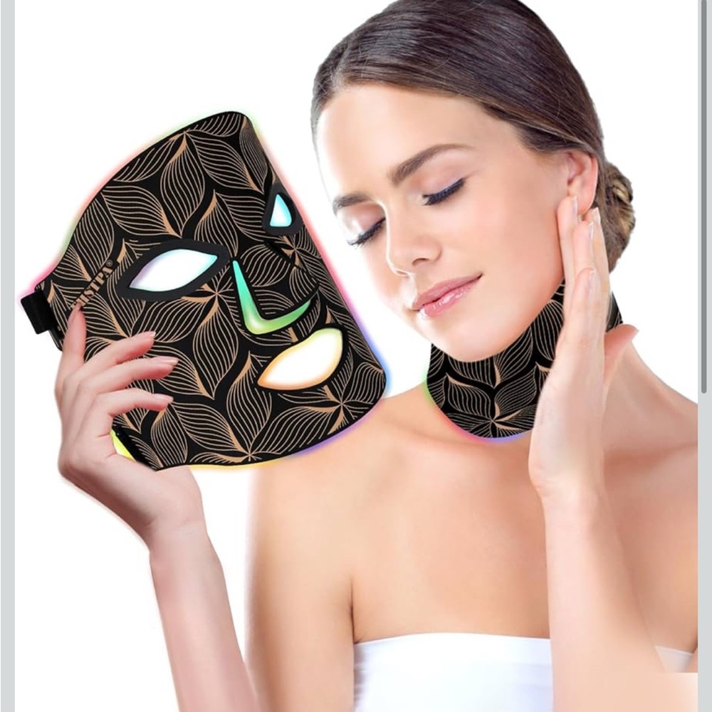 LED light mask for face and neck Skincare red blue
